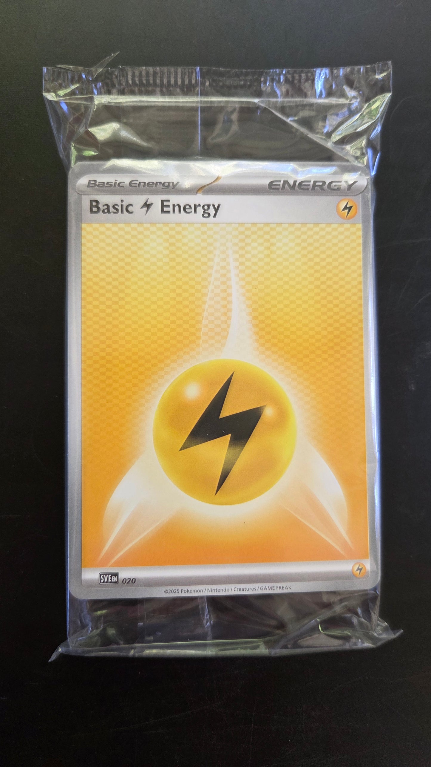 Pokémon TCG Energy Pack – White Flare / Black Bolt (English)